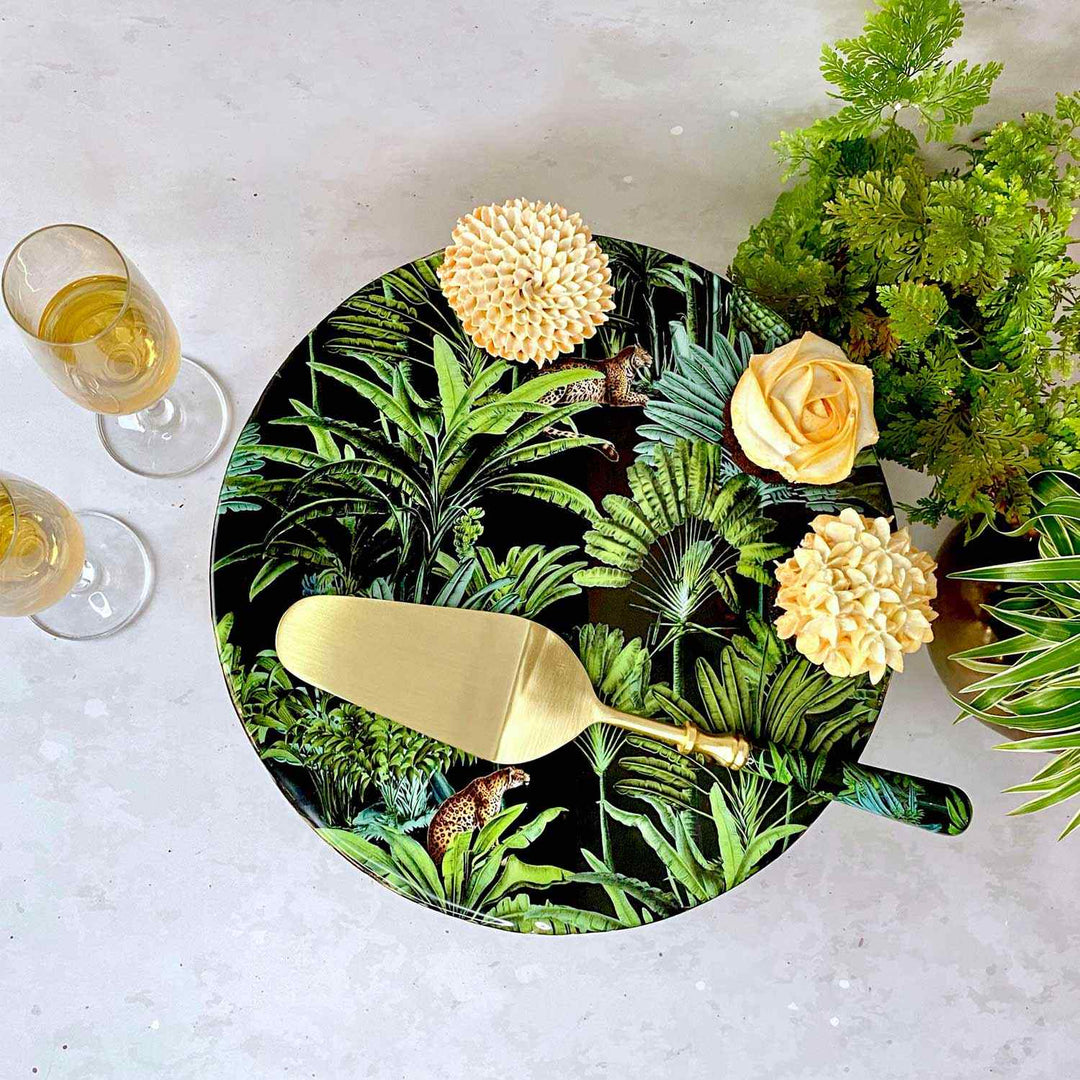 Lari Cake Stand